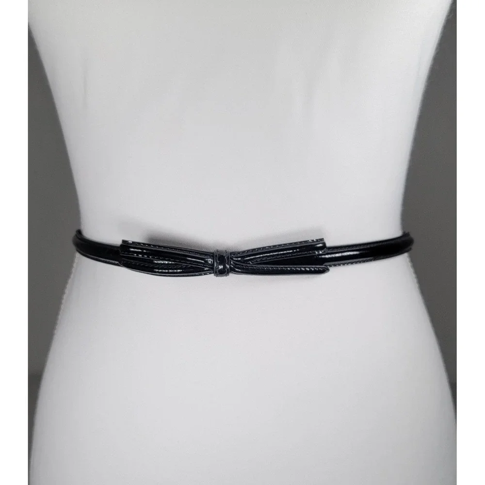 Prada Black Patent Leather Bow Thin Belt Gold Buckle Made in Italy Size 80/32